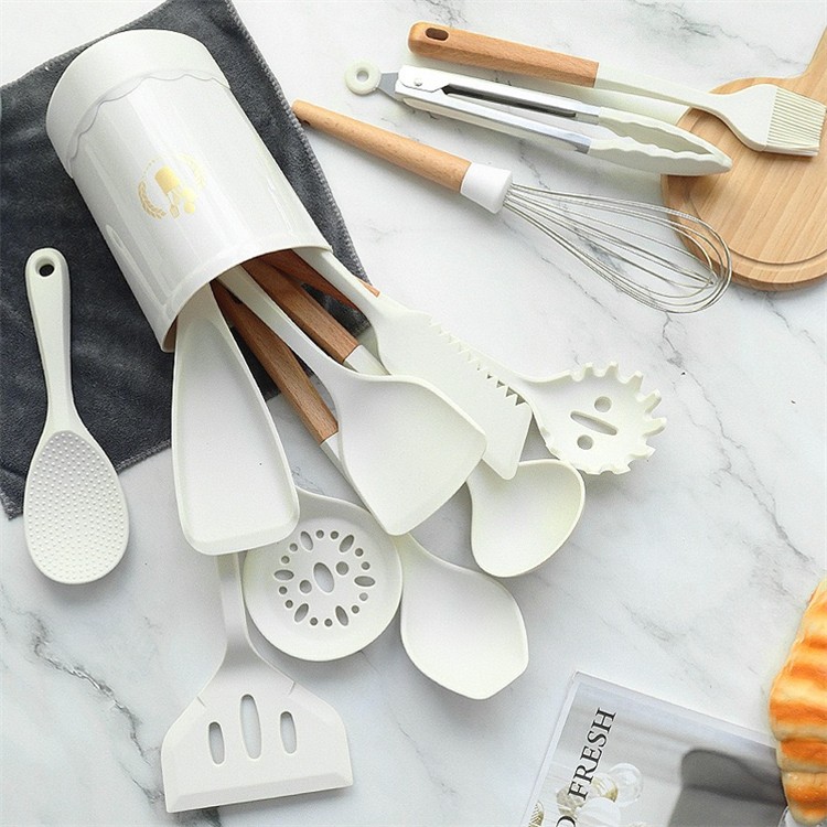 Kitchen Supplies & Accessories